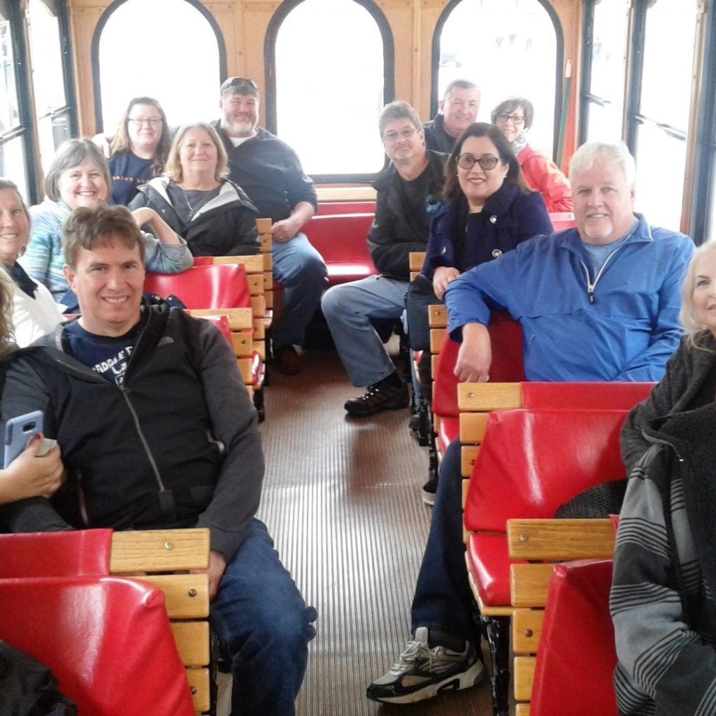 Trolley Tours Louisville – Trolley De'Ville